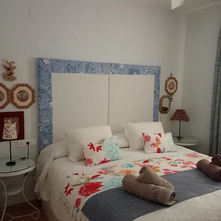 Holiday home Casa Coqueta Con Jardin La Redondela