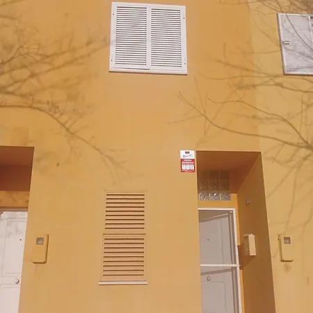 Casa Coqueta Con Jardin La Redondela